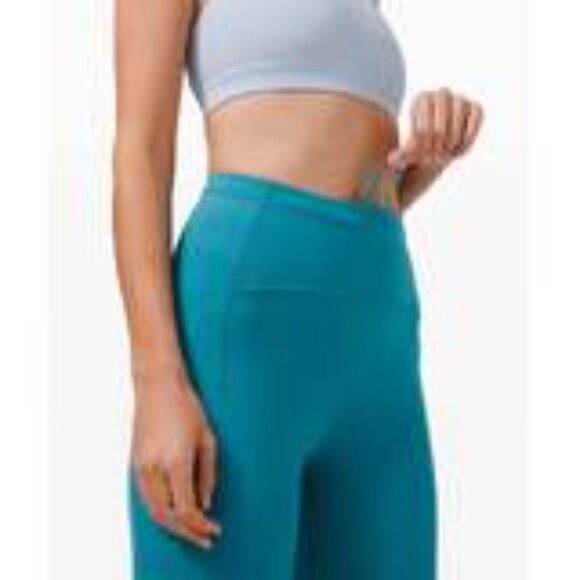 Lululemon Swift Speed High-Rise Crop 21" in Hawaiian Blue, size 4 - Picture 5 of 9